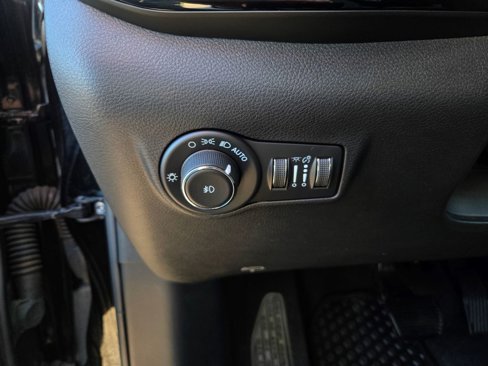 Used 2022 Jeep Compass Trailhawk image 13