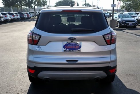 Certified 2018 Ford Escape SE image 12