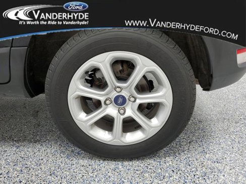 Used 2020 Ford EcoSport SE image 5