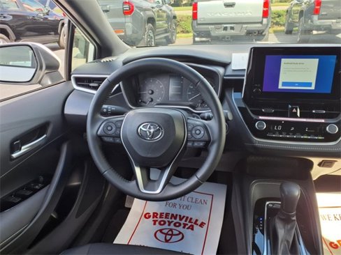 Used 2024 Toyota Corolla SE image 12