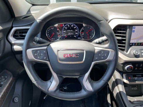 Used 2023 GMC Acadia Denali image 11