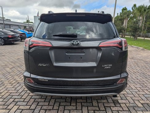 Used 2018 Toyota RAV4 Limited image 9