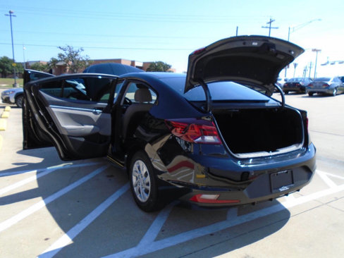 Used 2020 Hyundai Elantra SE w/ Cargo Package (C1) image 24