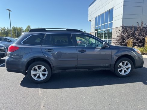 Used 2014 Subaru Outback 2.5i Premium image 7
