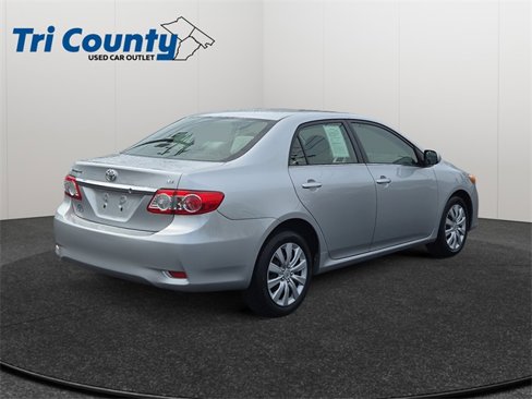Used 2013 Toyota Corolla LE image 8
