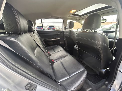 Used 2015 Subaru Crosstrek 2.0i Limited image 30