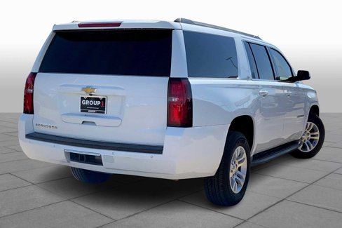Used 2016 Chevrolet Suburban LT w/ Luxury Package image 12
