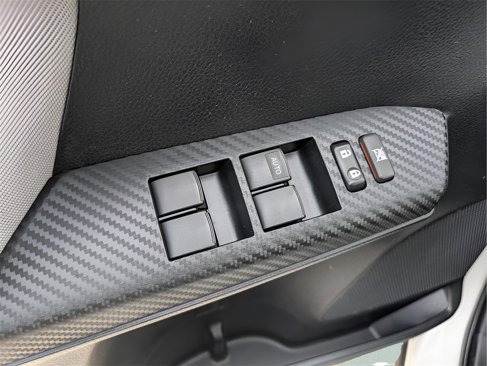 Used 2014 Toyota RAV4 LE image 12