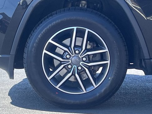 Used 2019 Jeep Grand Cherokee Limited image 29