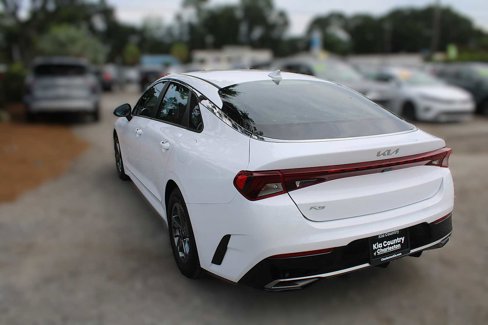 Used 2022 Kia K5 LXS image 11