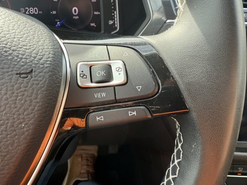 Used 2021 Volkswagen Tiguan SEL image 15