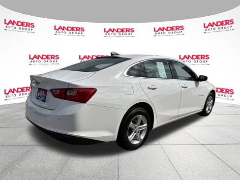 Used 2024 Chevrolet Malibu LS w/ Driver Confidence Package image 3