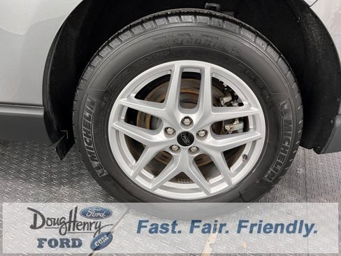 Used 2023 Ford Edge SEL image 21