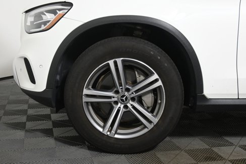 Used 2021 Mercedes-Benz GLC 300 4MATIC image 11