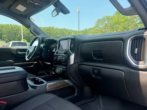 Used 2022 Chevrolet Silverado 1500 LT Trail Boss w/ Bed Protection Package image 16