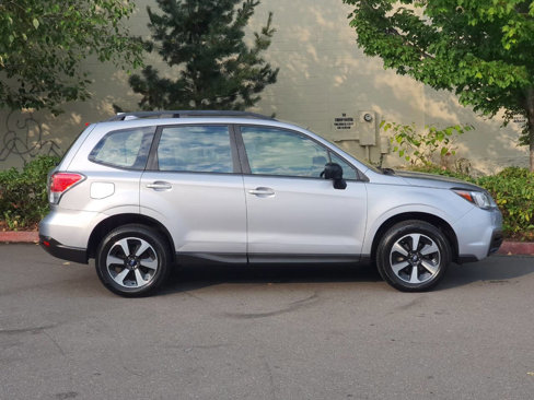 Used 2017 Subaru Forester 2.5i w/ Alloy Wheel Package image 5