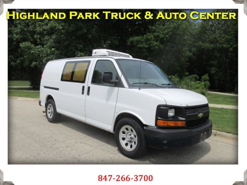 Used 2011 Chevrolet Express 1500 AWD image 1