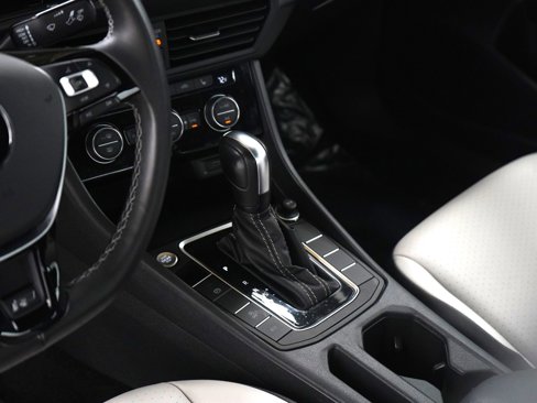 Used 2021 Volkswagen Jetta R-Line image 20