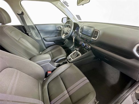 Used 2022 Hyundai Venue SEL image 21