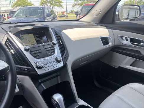 Used 2015 Chevrolet Equinox LTZ image 25