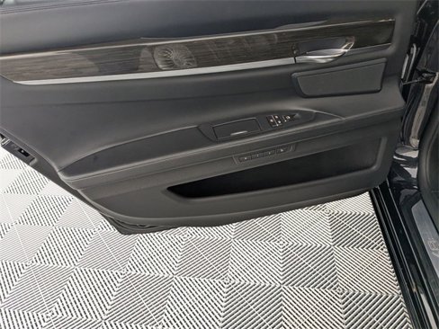 Used 2012 BMW ALPINA B7 LWB image 28
