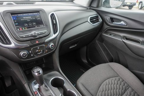 Used 2021 Chevrolet Equinox LT image 23