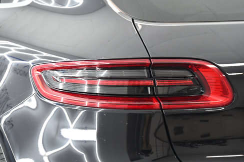 Used 2016 Porsche Macan S image 11