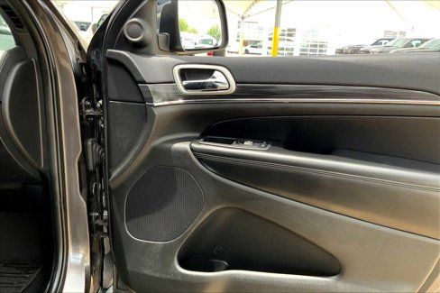 Used 2020 Jeep Grand Cherokee Limited image 22