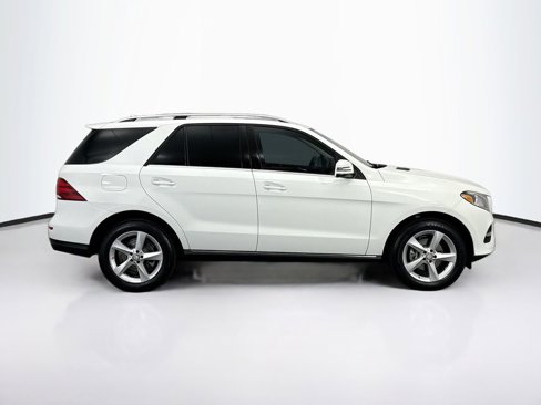 Used 2016 Mercedes-Benz GLE 350 image 4