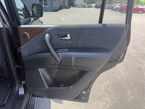 Used 2017 Nissan Armada SV image 36