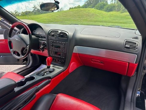 Used 2002 Ford Thunderbird image 16