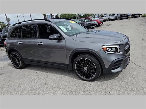 Used 2020 Mercedes-Benz GLB 250 image 28