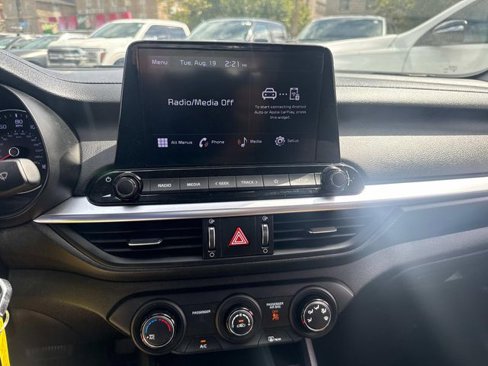 Used 2023 Kia Forte LXS w/ LXS Technology Package image 20
