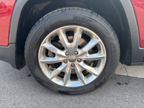 Used 2014 Jeep Cherokee Limited image 2