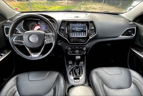 Used 2020 Jeep Cherokee Limited w/ Technology Group image 13
