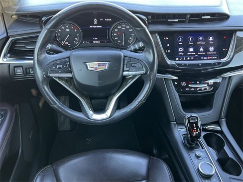 Used 2020 Cadillac XT6 Premium Luxury image 10