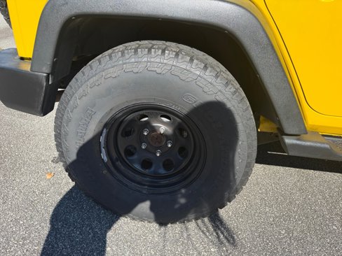 Used 2009 Jeep Wrangler X image 27