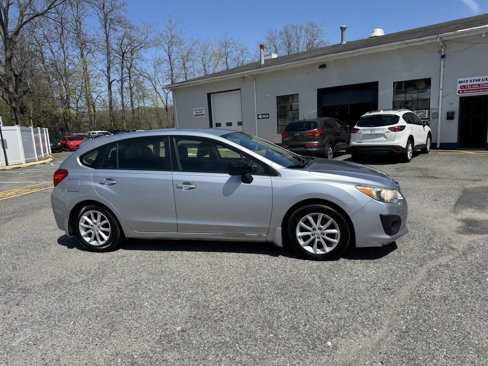 Used 2013 Subaru Impreza 2.0i Premium w/ All-Weather Pkg image 8