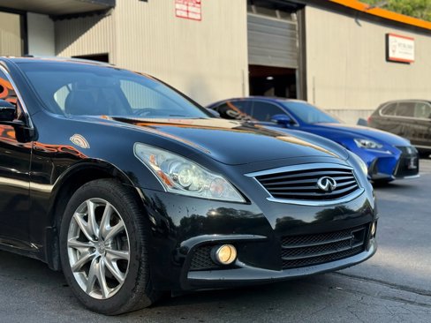 Used 2011 INFINITI G37 x Sedan w/ Premium Pkg image 29