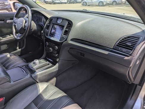 Used 2018 Chrysler 300 S w/ 300S Premium Group image 35