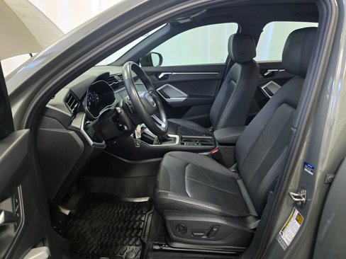 Used 2022 Audi Q3 2.0T Premium image 13