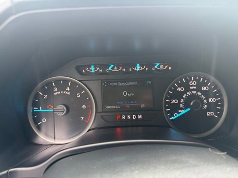 Used 2019 Ford F150 XLT w/ Equipment Group 302A Luxury image 15
