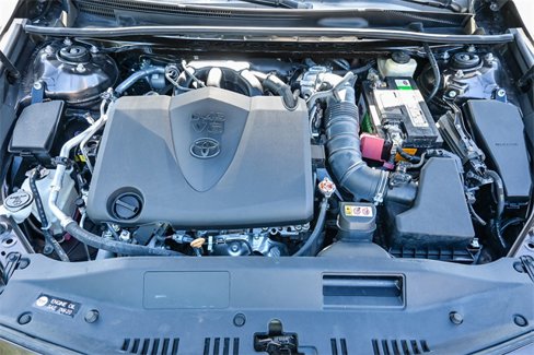Used 2018 Toyota Camry XLE image 28