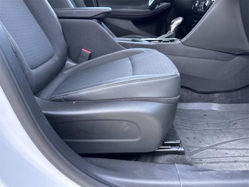 Used 2021 Buick Encore GX Preferred w/ Cold Weather Comfort Package image 11