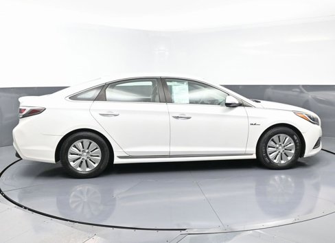 Used 2016 Hyundai Sonata SE image 8