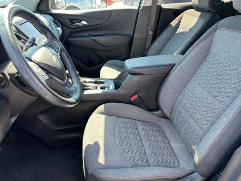 Used 2023 Chevrolet Equinox LT image 9