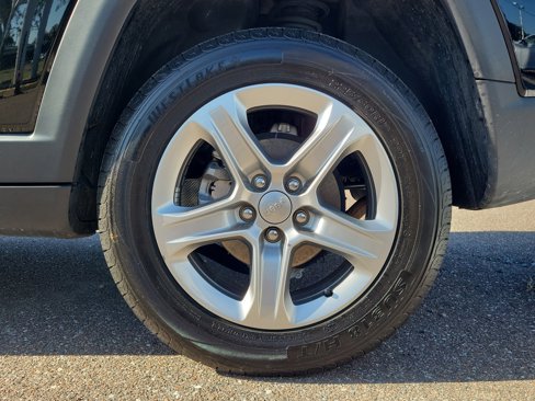 Used 2022 Jeep Compass Latitude w/ Convenience Group image 7