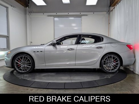 Used 2018 Maserati Ghibli S GranSport image 5