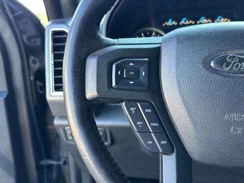 Used 2016 Ford F150 XLT w/ Equipment Group 302A Luxury image 18