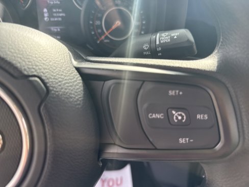 New 2025 Jeep Gladiator Sport image 15